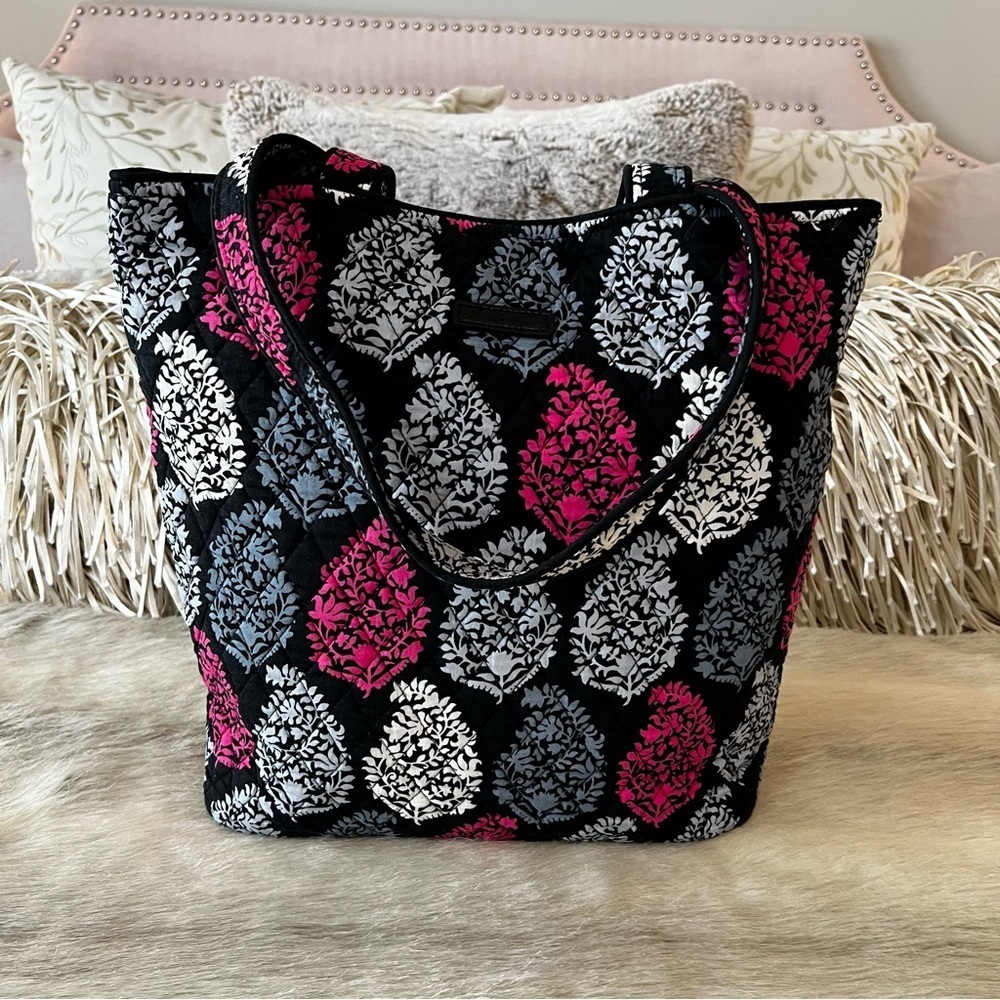 VERA BRADLEY Northern Lights Snap Medium Tote Black Gray Hot Pink Snap Shoulder